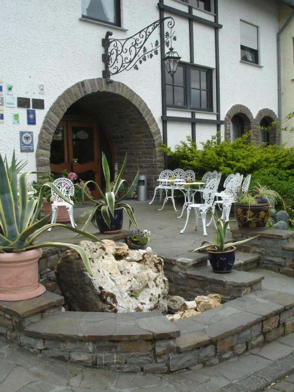 Hotel Zum Rehberg Kastellaun Buitenkant foto